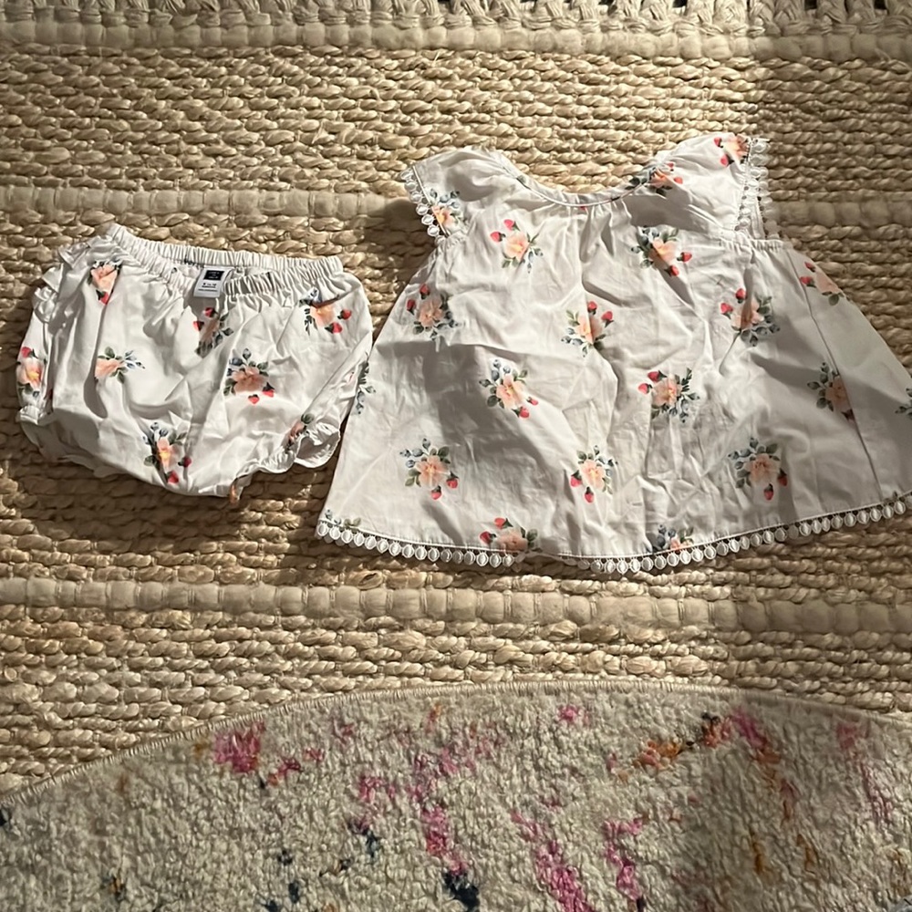 Cutest little set for little girls 6-12 months